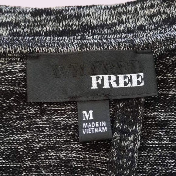 Aritzia Wilfred free, Size M, Color Grey. - Picture 8 of 9